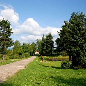 lupkow2013e Nowy Łupków, droga do Zakładu Karnego, 2013 (foto: P. Szechyński)